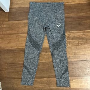 Violate the Dresscode seamless gray leggings